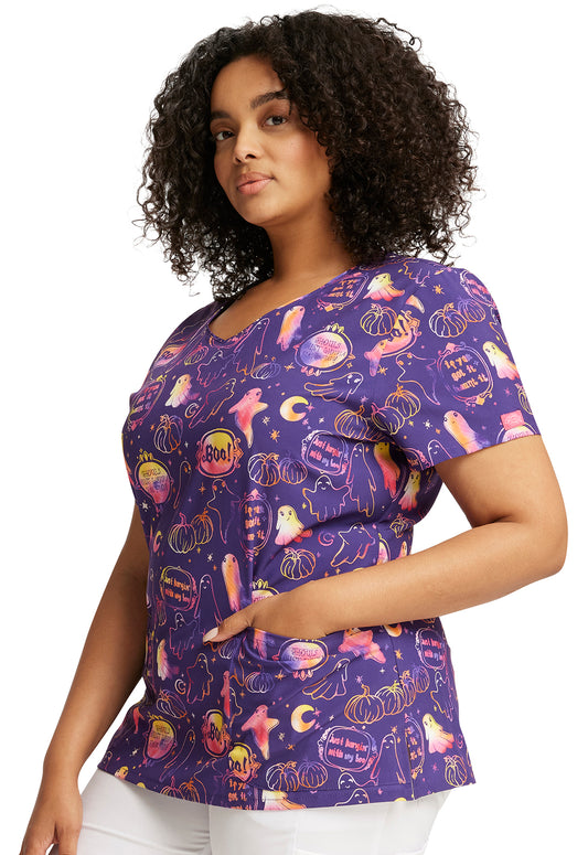 Dickies | V-Neck Holiday Scrub Top Women's Holiday Print Top Dickies Prints Hanging With My Boo XXS 