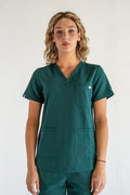 Victoria 4-Pocket Scrub Top