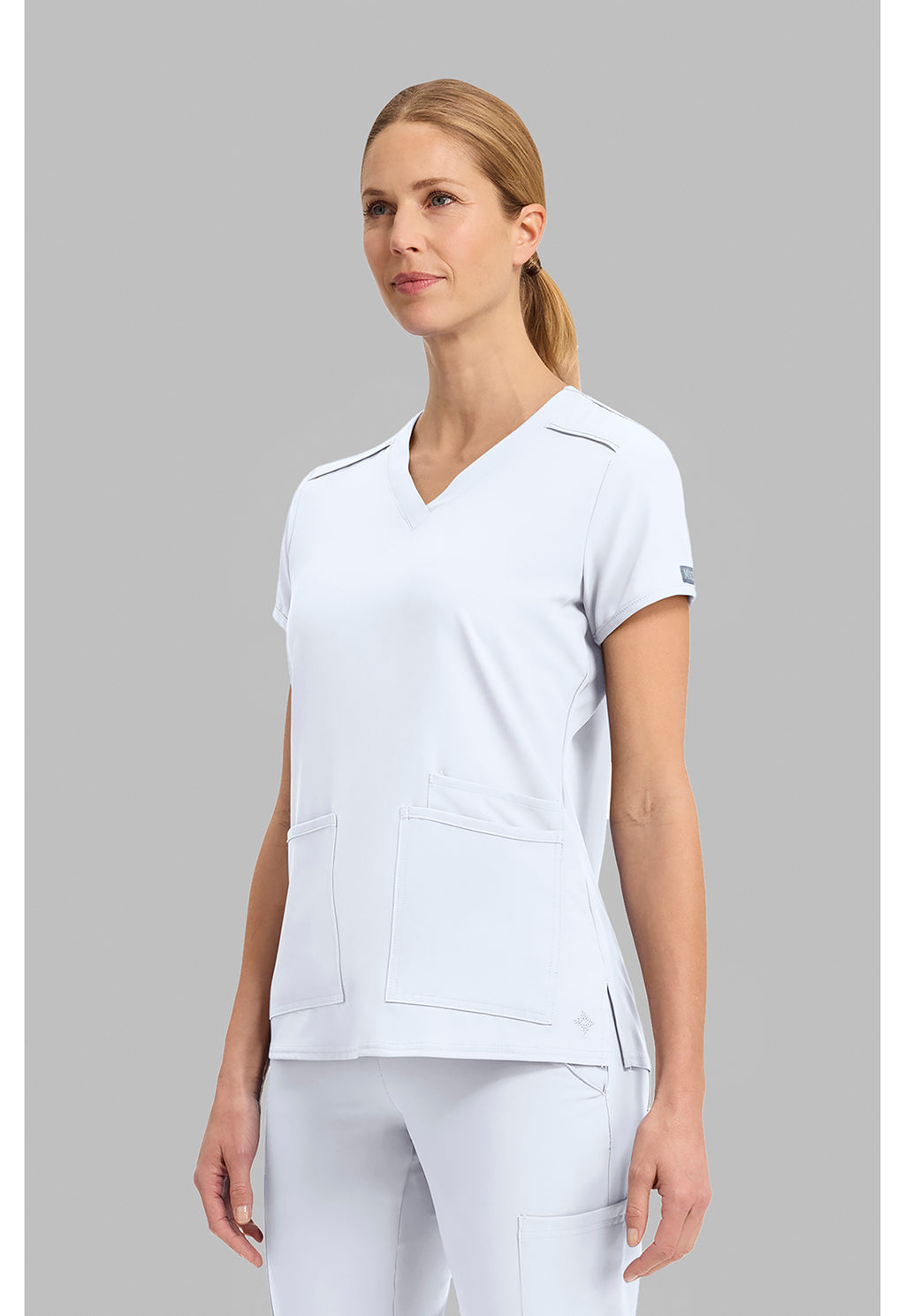Insight 3 Pocket Scrub Top – Lightweight, Medium Stretch