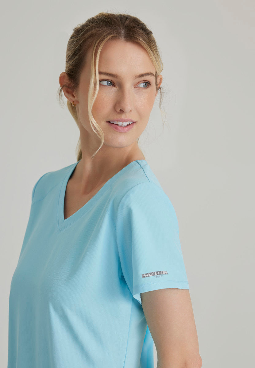 Breeze 3-Pocket Curved V-Neck Scrub Top Women's Scrub Top Skechers