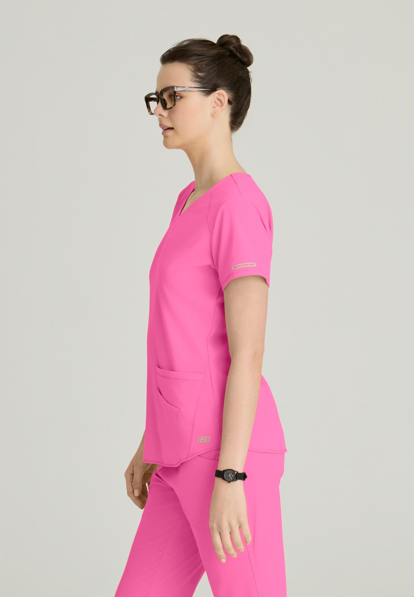 Breeze V - Neck Scrub TopSkechers by BarcoSK101-PASSIONPINK-XXS