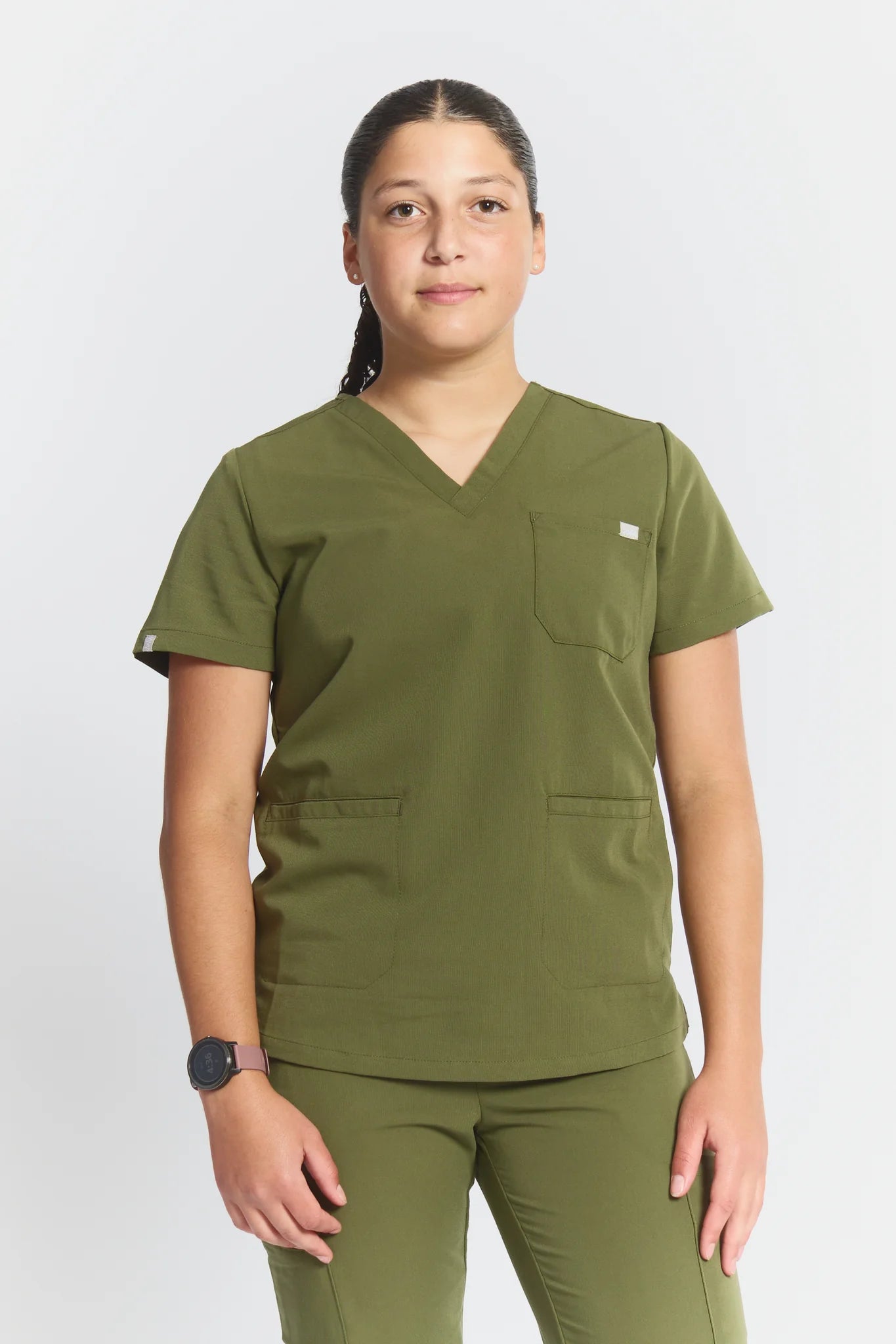 Victoria 4-Pocket Scrub Top