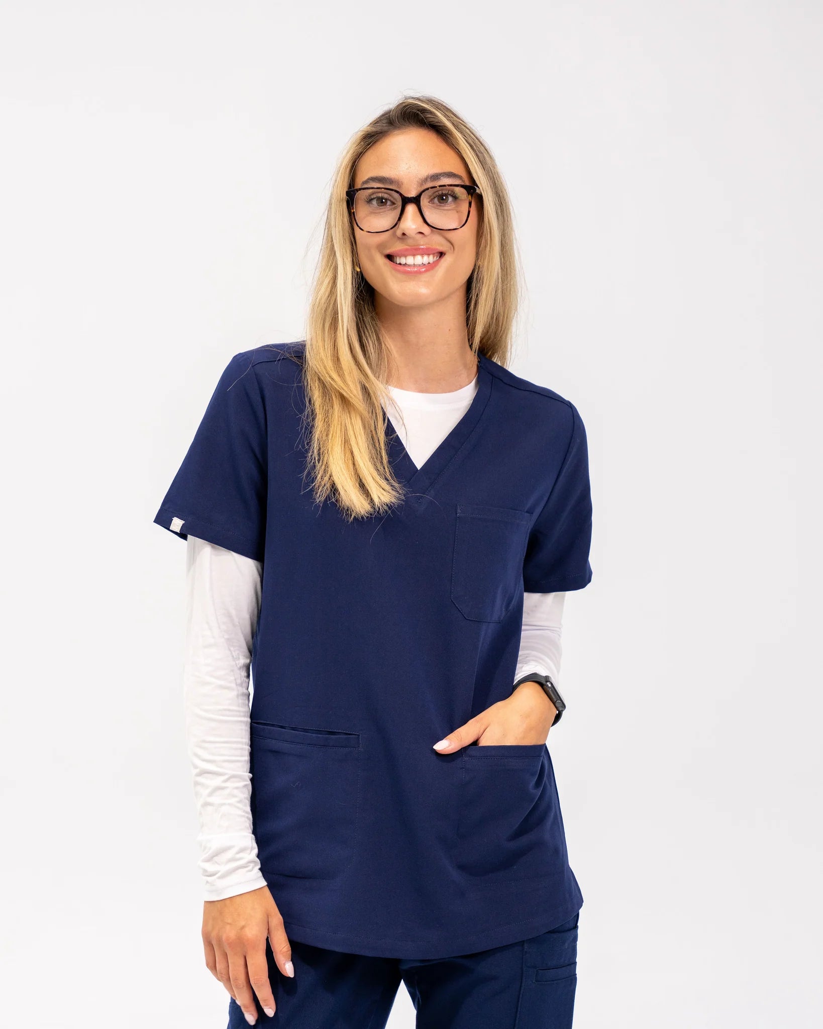 Victoria 4-Pocket Scrub Top