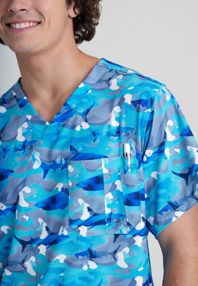 Skechers - Men's Wild Tide Scrub Top Men's Print Scrub Top Skechers by Barco