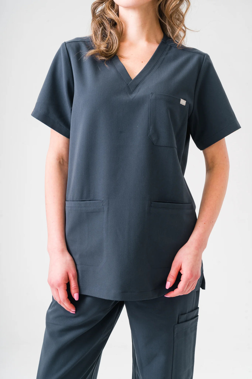Victoria 4-Pocket Scrub Top