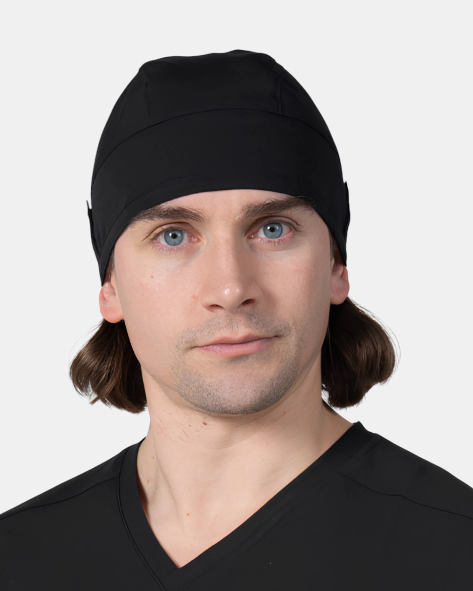 Front view of the Pitt & Grûv Scrub Cap with Mask Snaps in black colour.