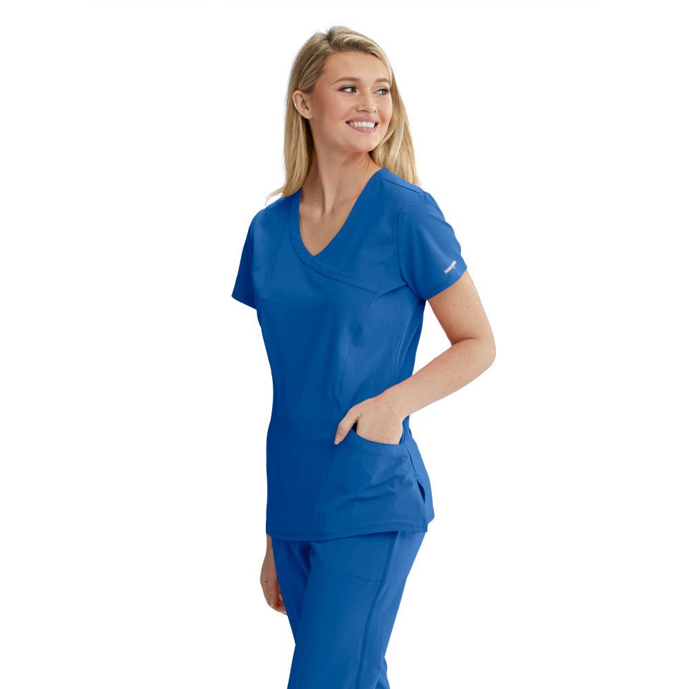 Women's Reliance Scrub Top - Skechers Collection / Color - New Royal / –  Pure Spa Direct