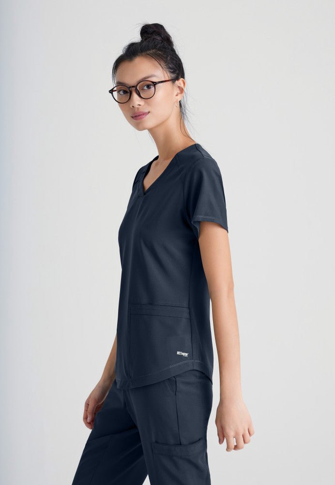 Rhythm 2 - Pocket Scrub TopGrey's Anatomy EvolveGSST180-STEEL-XXS