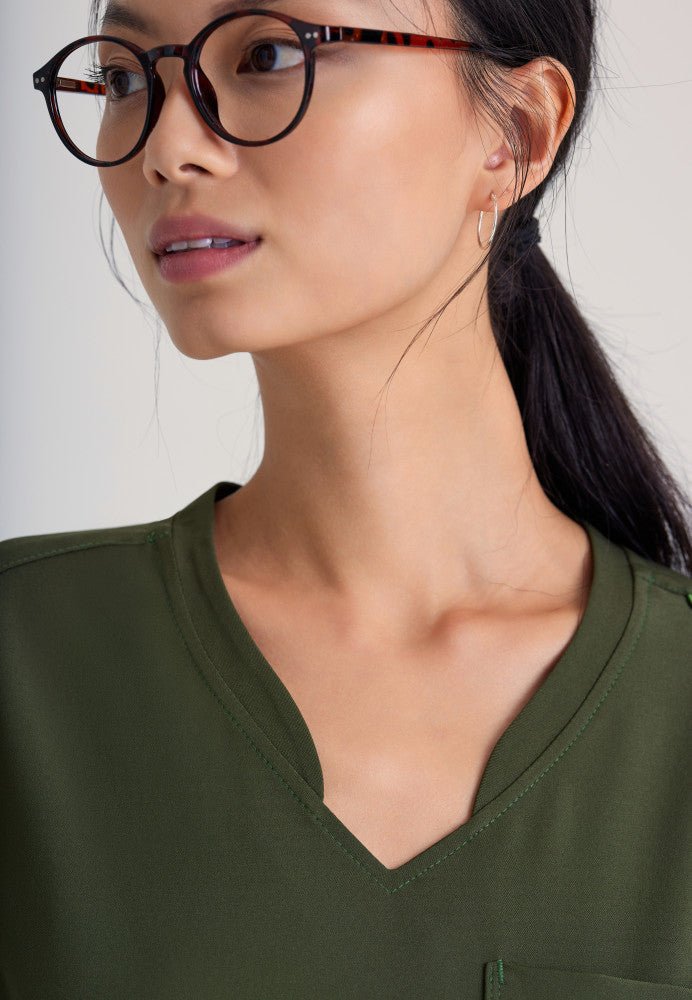 Sway Tuck In Scrub TopGrey's Anatomy EvolveGSST181-FERN-XXS