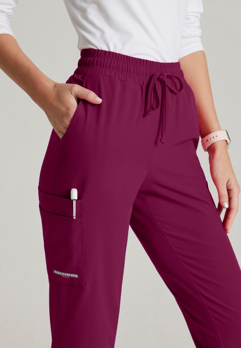 Theory 4 - Pocket Scrub JoggerSkechers by BarcoSKP552-WINE-XXS