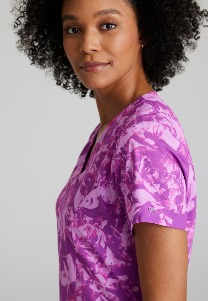 Thrive Barco One Women's V - Neck Scrub Print TopBarco One5107-HEFL-XXS