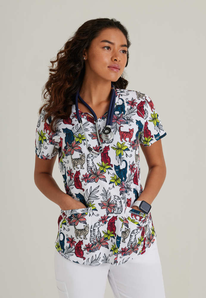 Skechers |  Essence Print Scrub Top Women's Print Scrub Top Skechers Tropical Kitty XXS 