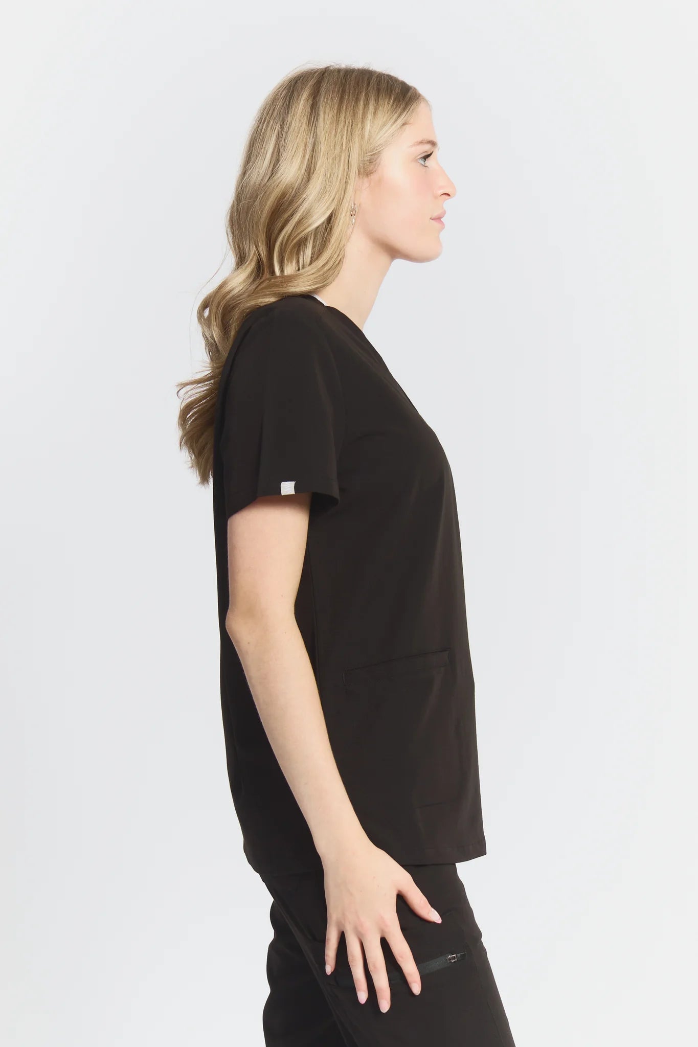 Victoria 4 - Pocket Scrub TopJOIIAVICTORIA-BLACK-XS