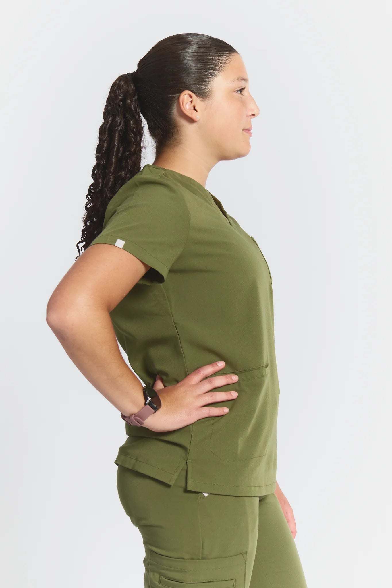 Victoria 4 - Pocket Scrub TopJOIIAVICTORIA-MOSSYGREEN-XS